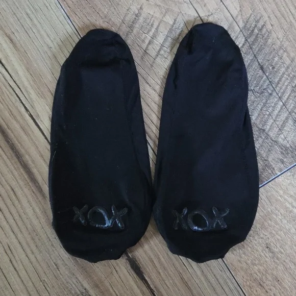 Betsey Johnson \ No-Show Liner Socks Trio - Black, Floral, White - Picture 3 of 7